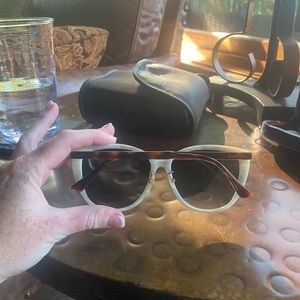Gucci womens sunglasses
